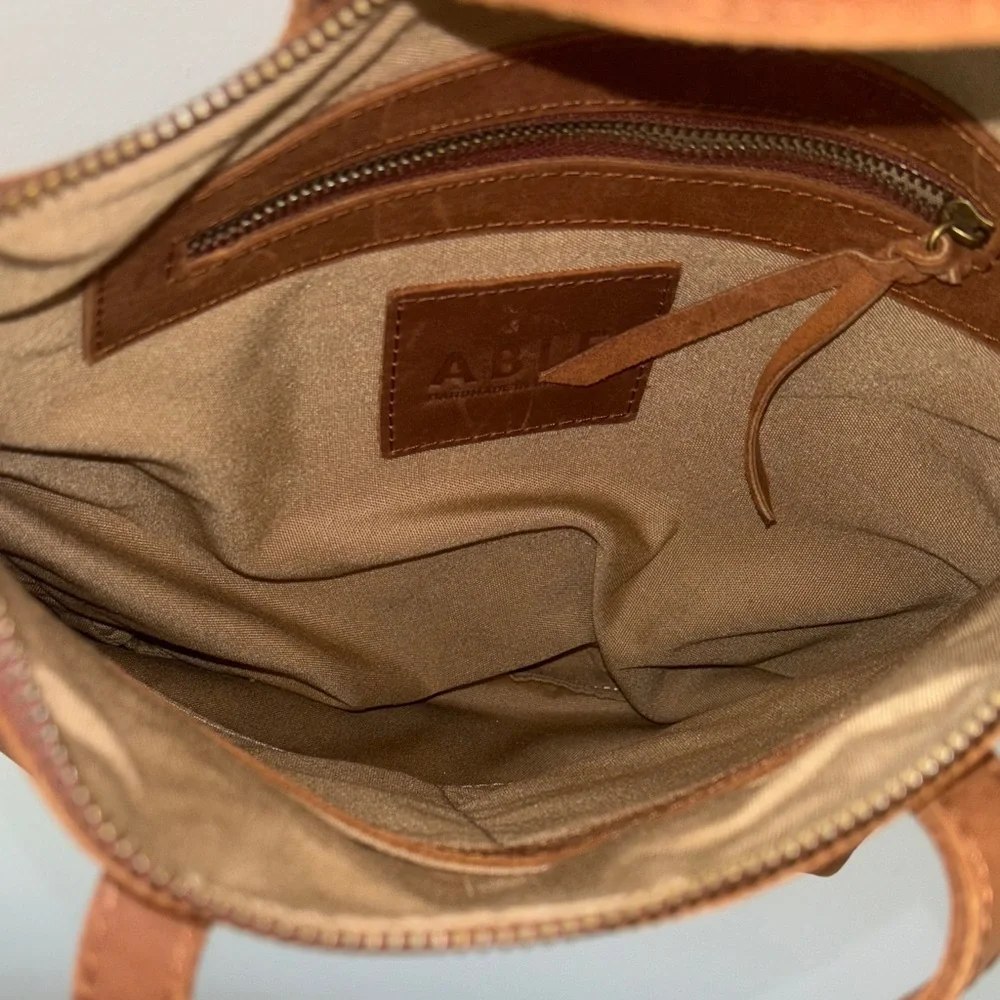 Able Handmade Brown Leather Crossbody Bag - Picture 9 of 10